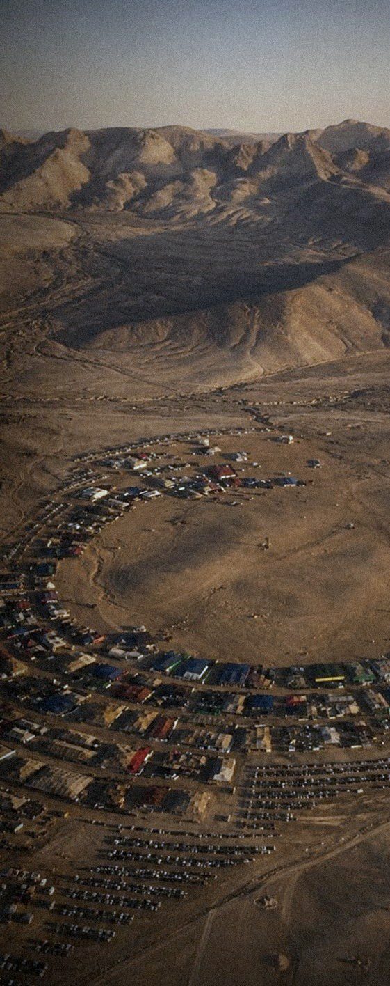 Temporary desert city